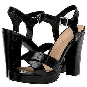 Chinese Laundry -9.5- Always Platform Heel